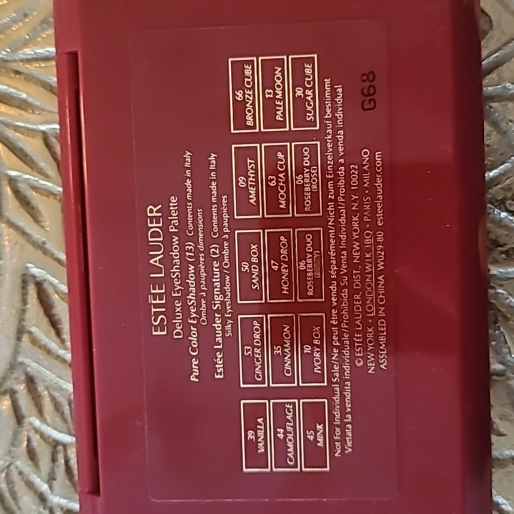 Estee Lauder Eyeshadow Deluxe Eyeshadow Palette - Multi-Color - Picture 4 of 4